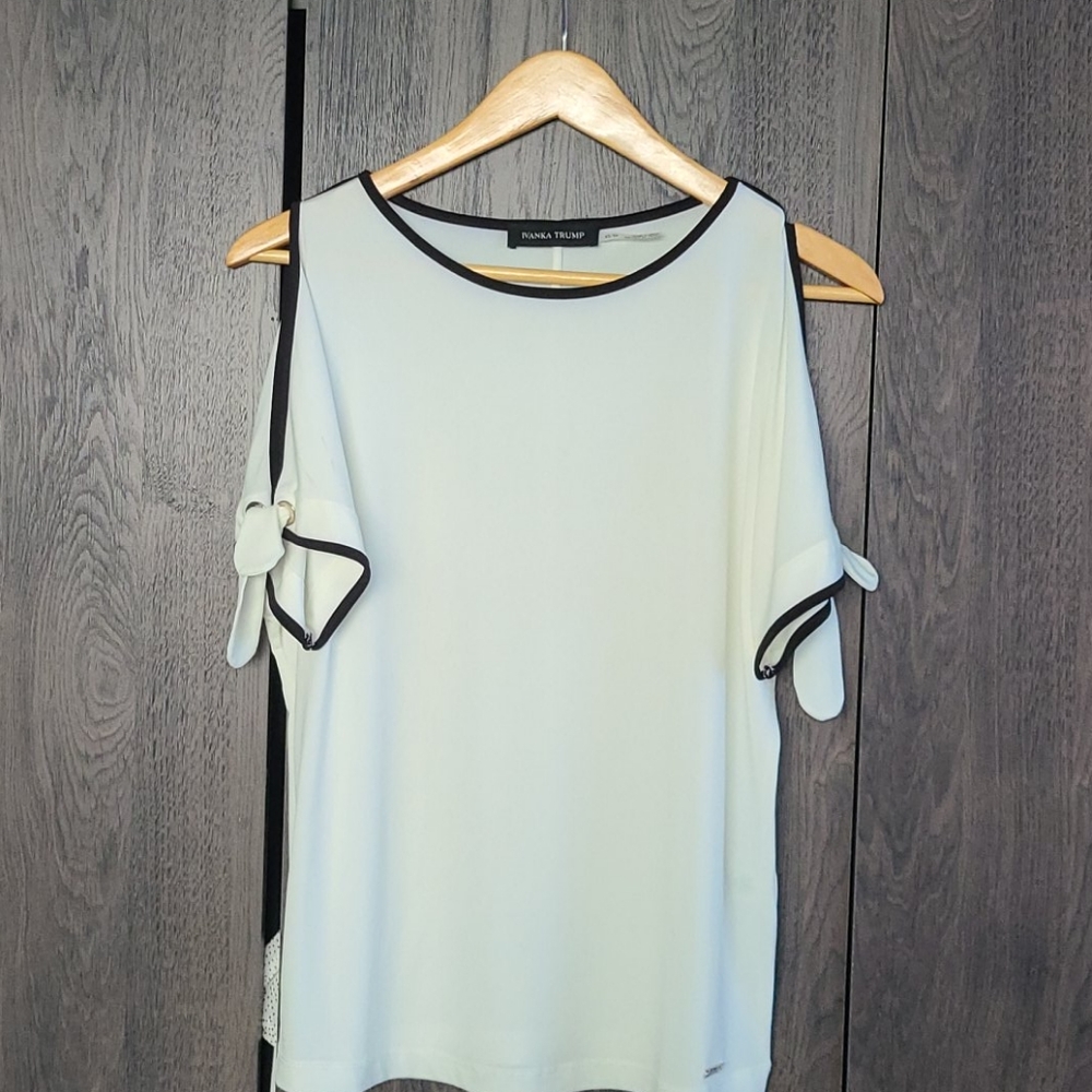 Ivanka Trump Dress Blouse